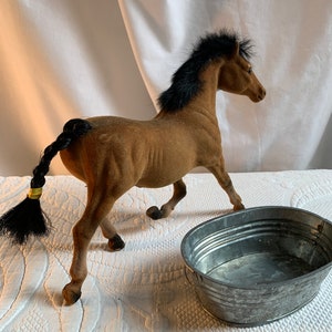 Vintage 1990&#39;s Brown Flocked Horse w/ Fur Mane. Comes with a Tin Trough and 5 Bales of Hay. Great for a Child&#39;s Horse Collection.