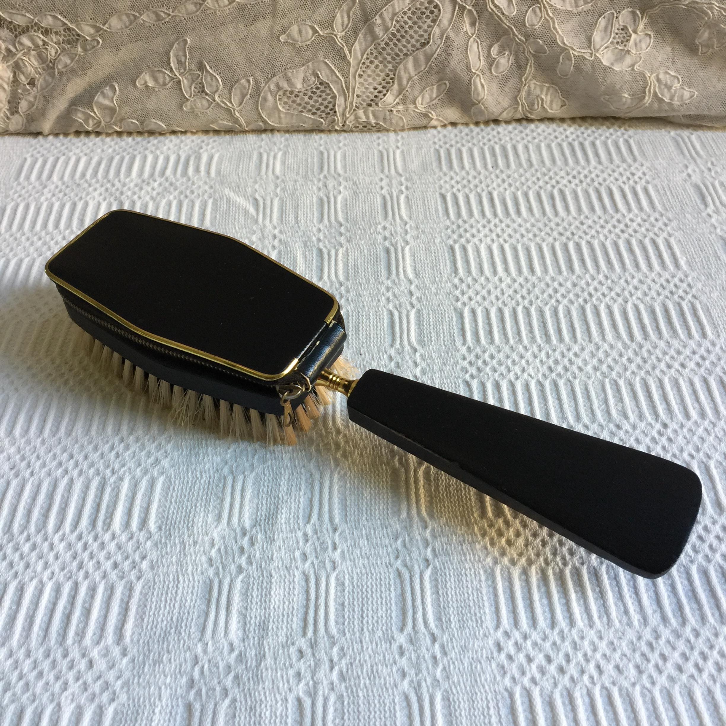 Vintage Clothing Brush, Shoehorn and Manicure Kit, All in  display picture 2