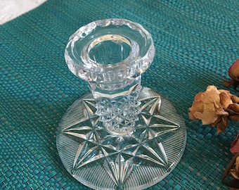 Vintage Pineapple Candlestick with Bottom Star Design. Clear Glass with Sparkling Design. Lovely Candle Holder.