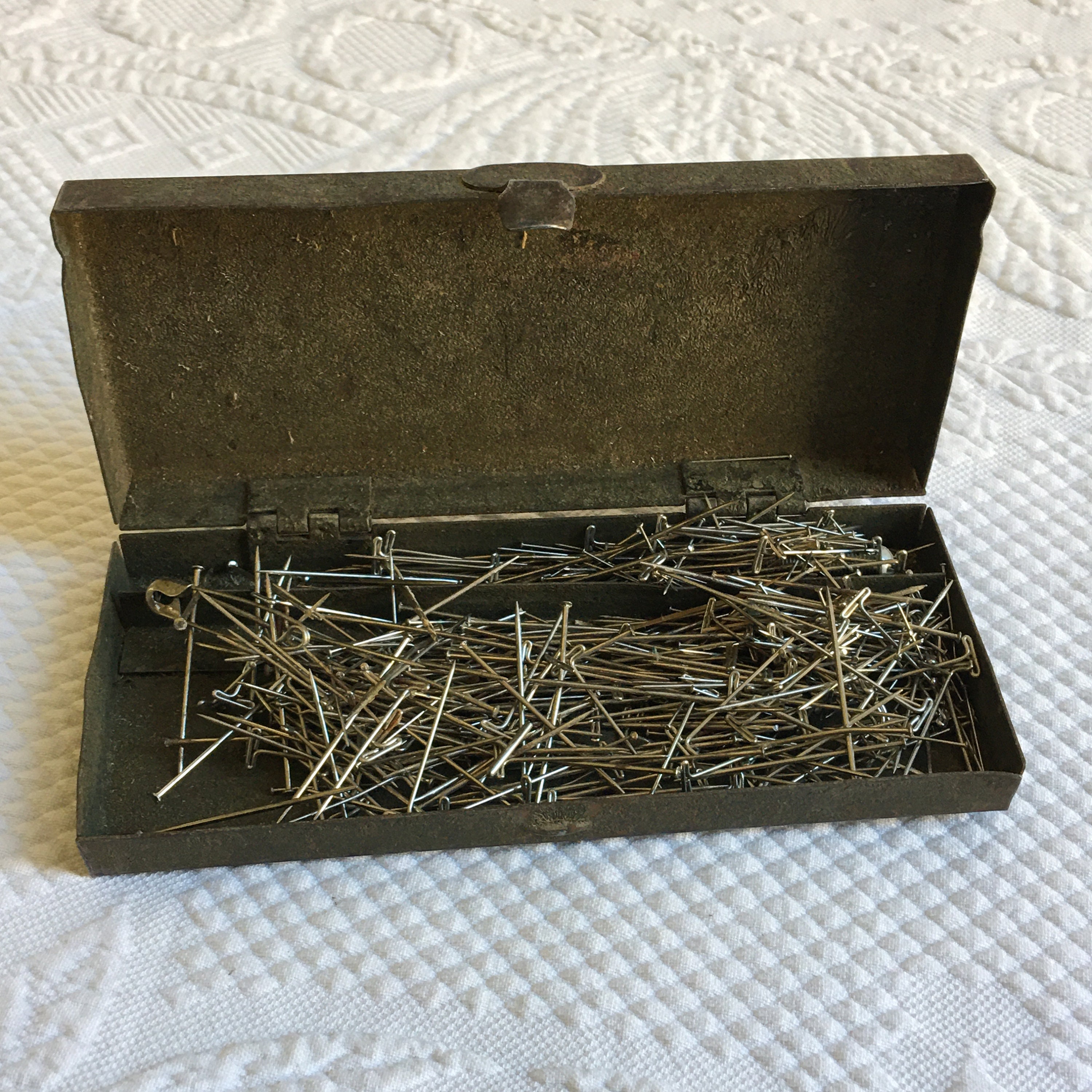 Vintage Metal Toolbox Full of T Pins. Metal Small Tool Box Used to Store T  Pins. Use for Little Tools or Repurpose. 