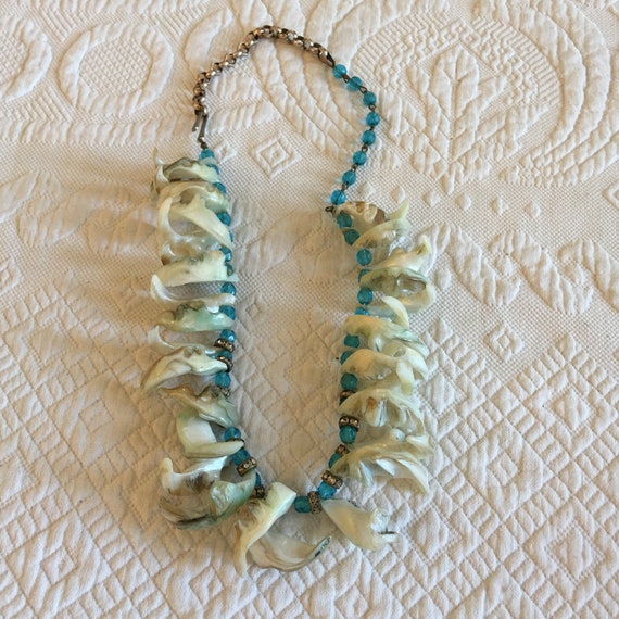 Sterling Silver and Shell Necklace. 925 Chain and… - image 10