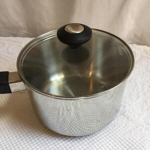 Tivoli Stainless Steel Inox Bond Cookware Kettle Pot 2+ Quart With Black Handler and Lid Handle with See Through Glass Lid.