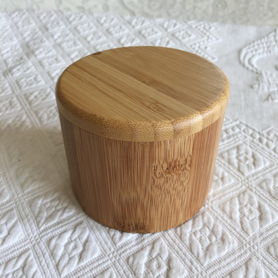 Vintage Totally Bamboo Wood Box. Round Pin or Tri… - image 1