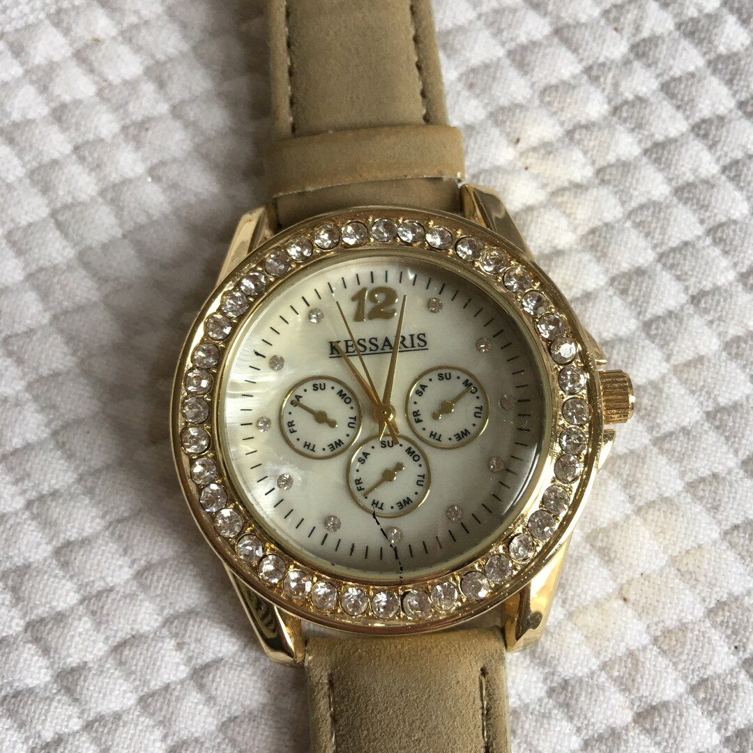 Vintage Kessaris Ladies Watch. Iridescent Face With  display picture 3