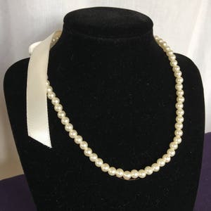 Pearl Necklace Tied on With Ribbon. Great for Period Reenacting. Beribboned Pearls. Choose Length and Color of Pearls.
