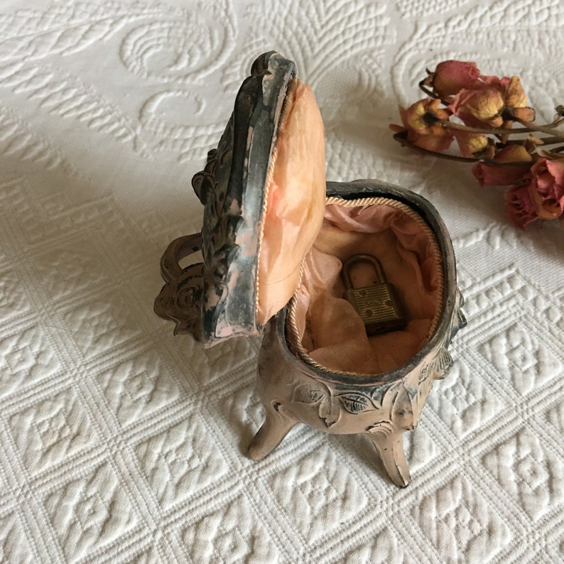 Vintage Jewelry Box Lined in Peach Silk and Cording Antiqued Tan on Black to Make This Charming Molded Roses Leaves and Stem Top Handle.