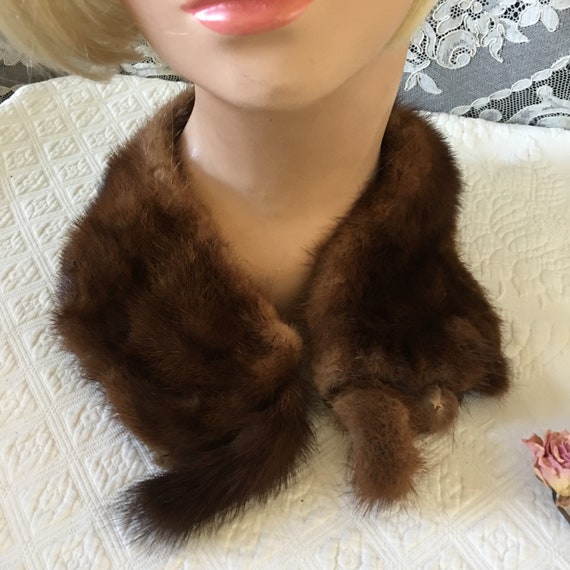 Vintage 50s Mink Collar. Attach to a Coat or Suit