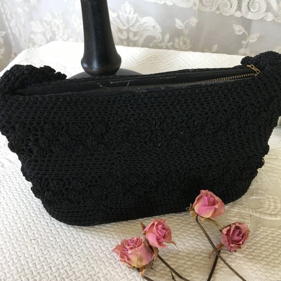 Vintage 1940s Black Crocheted Hard Frame Handbag.… - image 10