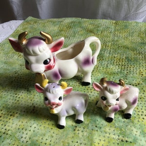 Vintage Elsie the Purple Cow Cream Pitcher and Salt and Pepper Shakers. Ceramic Breakfast Set in This Charming Cow Design. Collectible.
