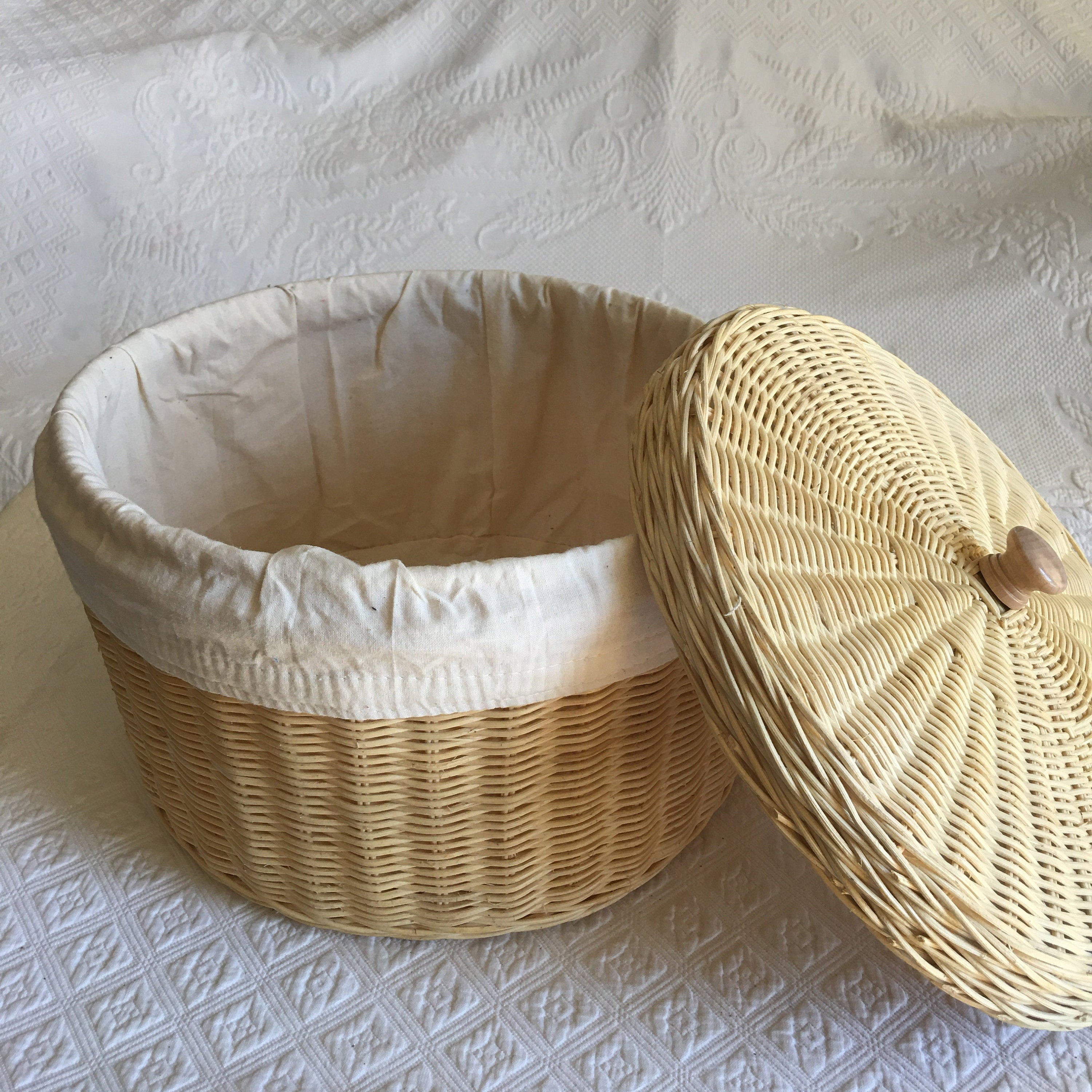 Vintage Fabric Lined Handled Round Basket. Light Reed Woven Etsy
