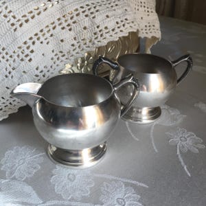 Vintage Rogers Silver Company Silver Plate Cream and Sugar Bowls. RSC Marking.