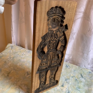 Vintage Carved Wood Medieval Style Man Wall Plaque. 7&quot; X 19 3/8&quot; X 3/4&quot; Wall Hanging Plaque. Primitive Wall Decoration of Wood Carved Man.