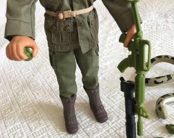 Vintage GI Joe 1964 Action Figure Doll reddish brown painted