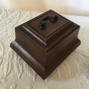 Vintage Sears Tee-Box-Timer. Automatische Programmierung Timer in Camouflage. Sears Roebuck und Firma. Faux Holz Tee-Box. Kleine Schmuckstück Halter.