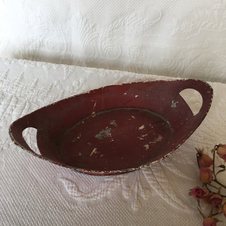 Rustic Construction Vintage Hand Made Oval Tin Container Painted Red Cut Out Handles on Ends Primitive Centerpiece Bowl.