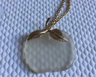 Vintage Avon Crystal Apple Pendant Necklace. 28" Gold Tone Lovely Chain Necklace. Great Teacher's Gift.
