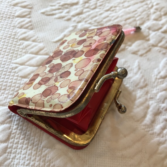 Plastic coin deals purse