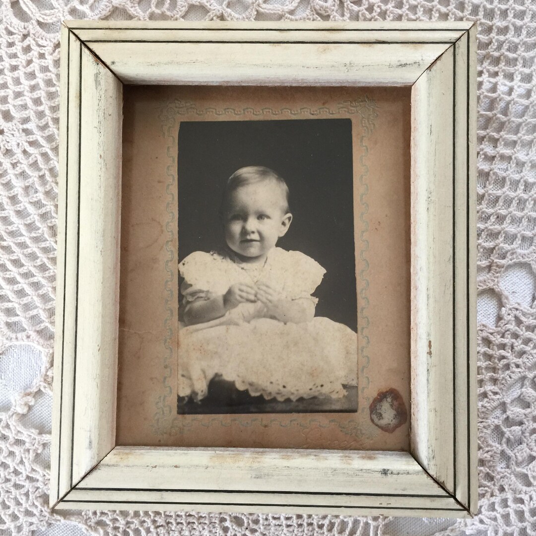 Girl Frame Antique Art Deco Wood Frame With Little Girl Picture. Pyramid Type ...