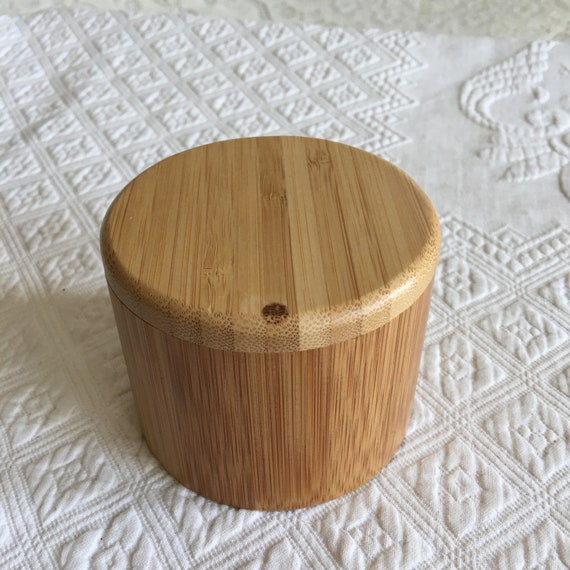 Vintage Totally Bamboo Wood Box. Round Pin or Tri… - image 3