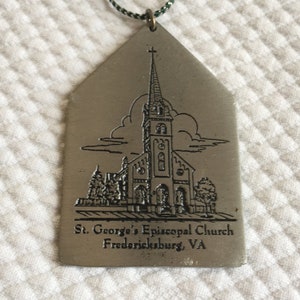 Vintage Pewter Church Ornament. St. George's Episcopal Church, Fredericksburg, VA Image & History of Church Souvenir Collectible.