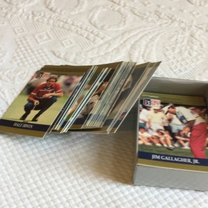 Vintage PGA Tour Cards. Pro Set of Special Inaugural Set. 75 PGA Tour, 25 Senior PGA Tour and 1 Collectible.