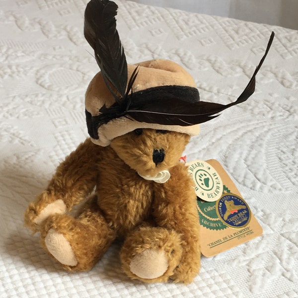 Vintage 1980-86 Boyds Bear Golden Teddy Award, Moveable Arms, Head. Hat w/ Feathers and Rose. Suede Foot Pads, Bead Eyes, Embroidered Nose.