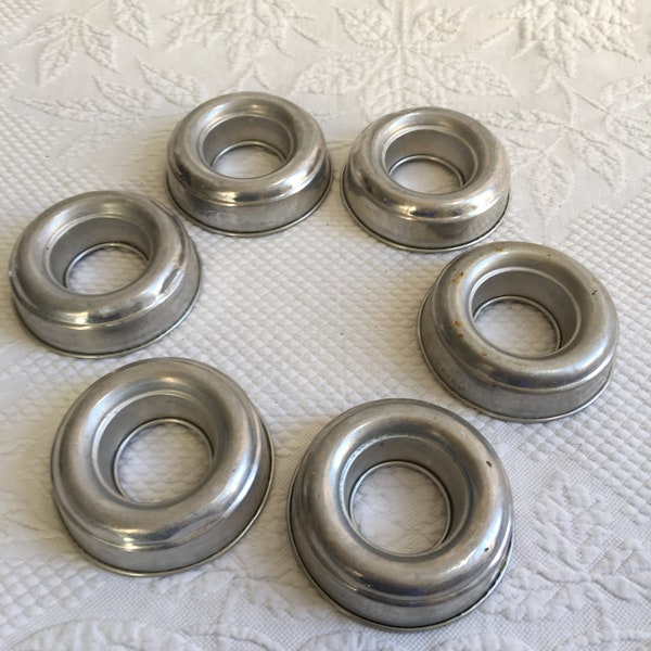 Vintage 6 Mini Ring Molds in Silver or Copper. Aluminum Silver or Copper Small Salad Ring Molds. Charming for Use or Display.