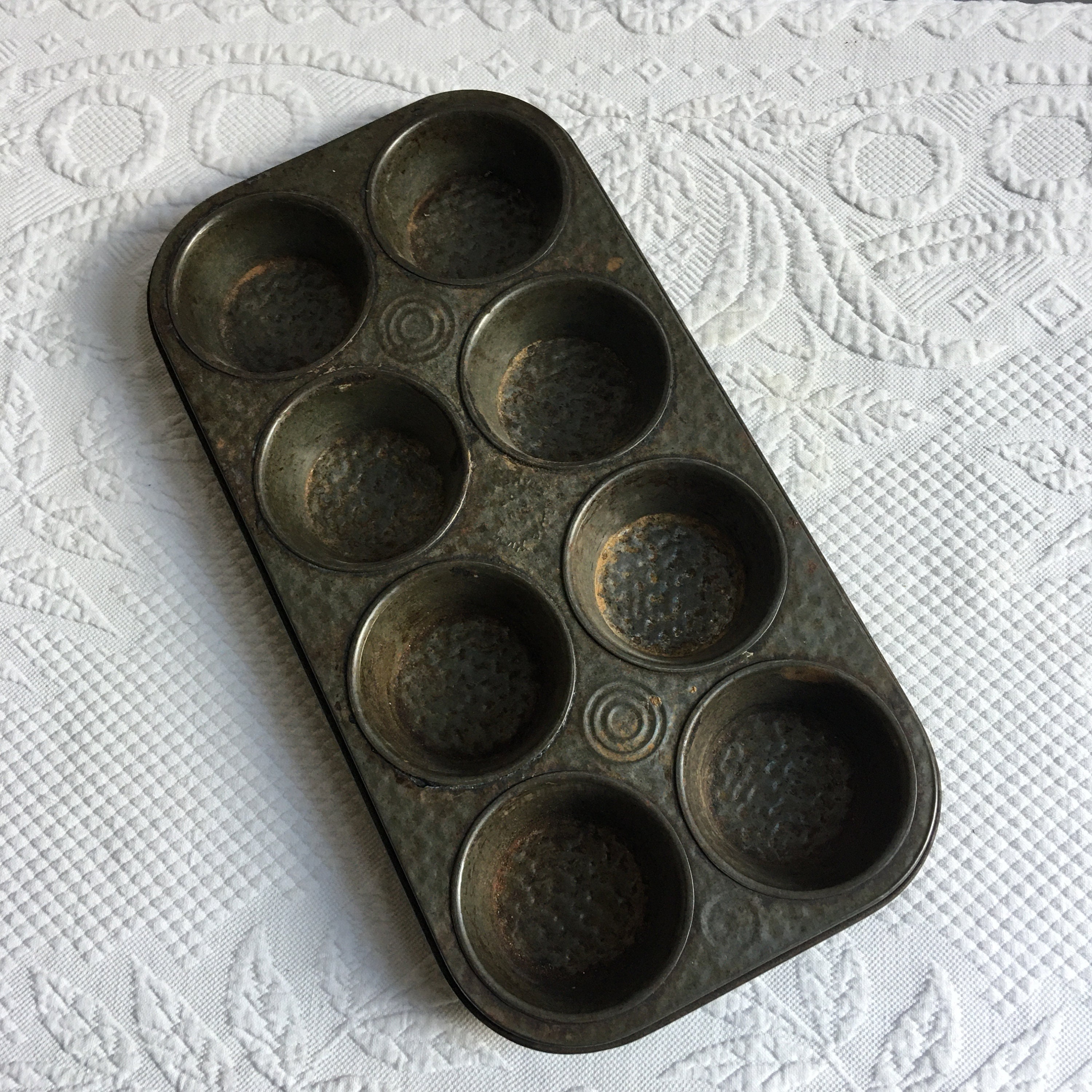 Antique/vintage Muffin Pans,muffin Baking Tins,antique Biscuit