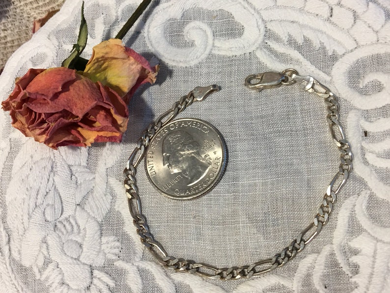 Vintage Sterling Silver LINK BRACELET Claw Clasp on Linking Sterling Link Bracelet.