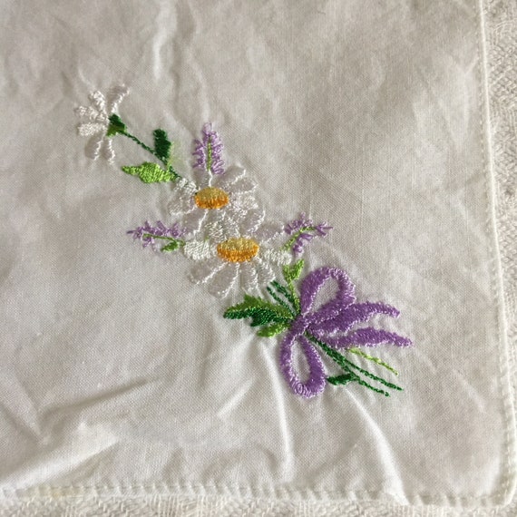 Vintage 7 Handkerchiefs Cotton, Linen Crocheted, … - image 3