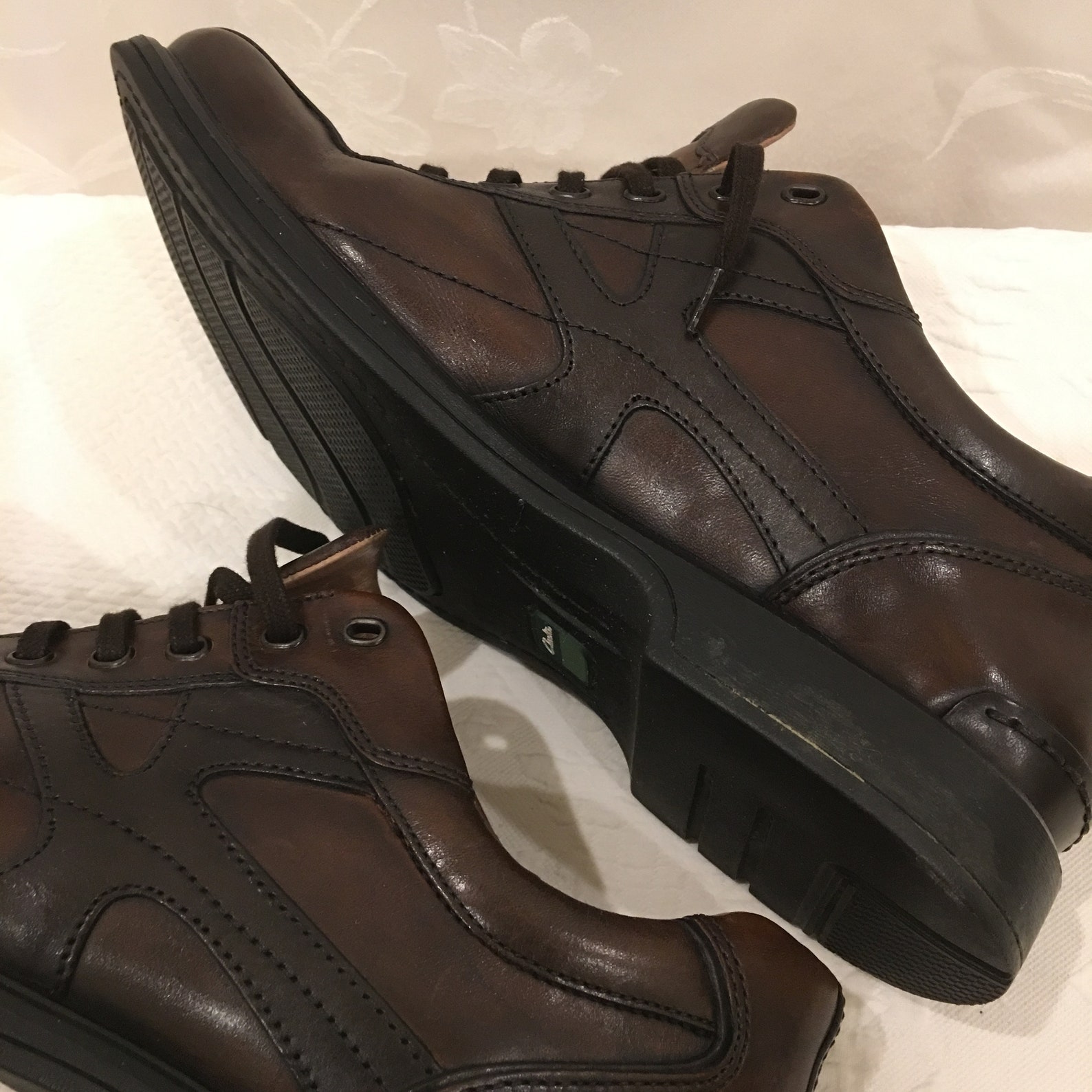 clarks non slip work shoes