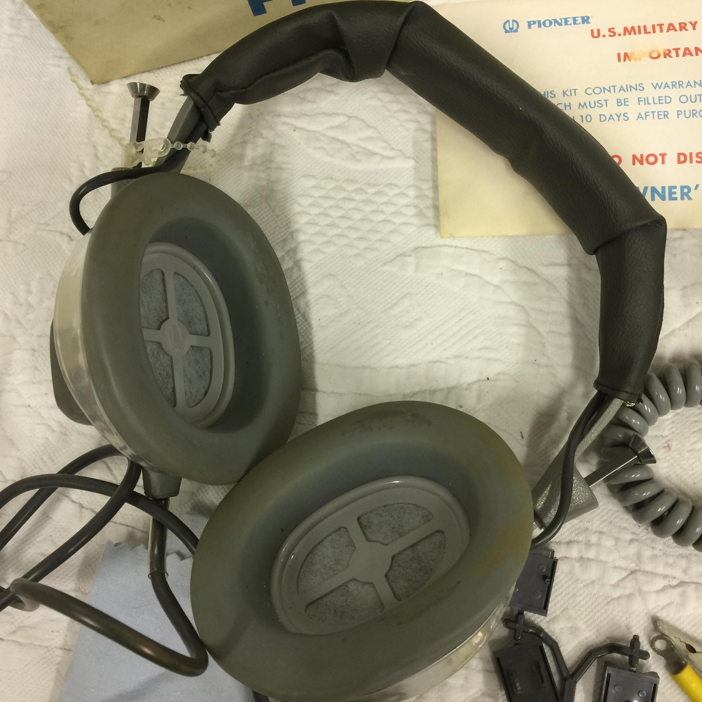 Vintage 1960s Pioneer Stereo Headphones SE-2P Pioneer Electronic