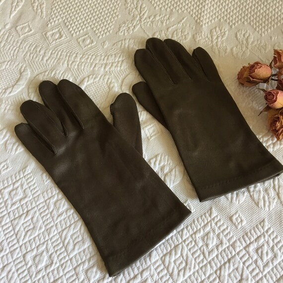 Vintage Short Olive Green Gloves. Nylon Gloves Wi… - image 3