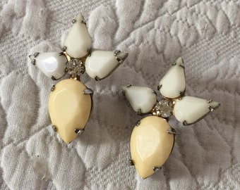 Vintage Pierced Earrings With 5 Yellow and White Stones. Silver Settings in Vintage Style Earrings.