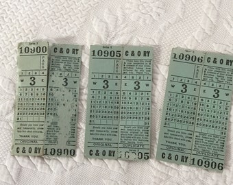 Billetes originales de la línea 3 C & O Railway. Pases de la serie X sin fecha. Sello del gato Chessy en el reverso. Dos números consecutivos.