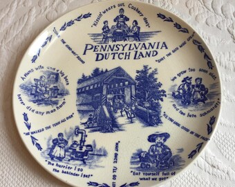 Prato Vintage da Terra Holandesa da Pensilvânia. Beijos se desgastam, culinária não. Ditados holandeses para exibir no prato.