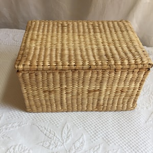 Vintage Woven Grass Storage Basket with Metal Frame on Lid and Container with Cotton Lining. Lid is Not on a Hinge. Organizational Basket.