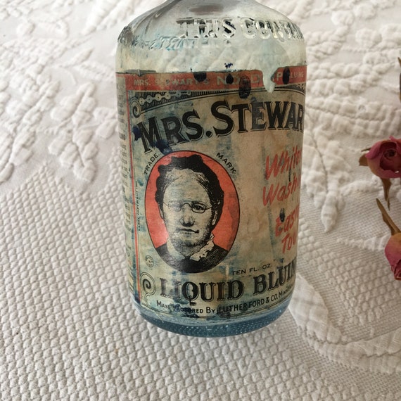 Mrs. Stewarts liquid bluing  Vintage bottles, Vintage laundry