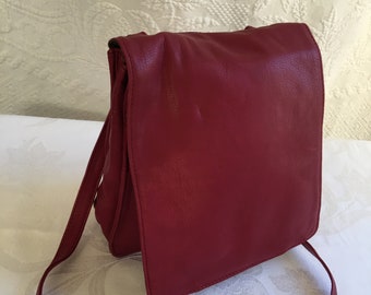 Barganza Genuine Leather Fuchsia Colored Purse. Paisley Fabric Lined. 3 Zippered Pouches, Key Ring, Pencil Holder and 4 other Sections. and