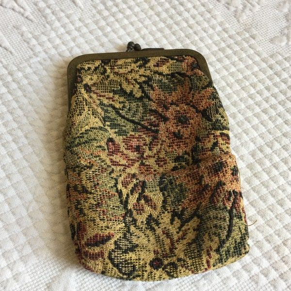 Vintage Tapestry Coin or Cigarette Clutch Purse. Twist Snap Latch and Brown Lining. Outside Flap for Matches. Frass Frame with Decorations.