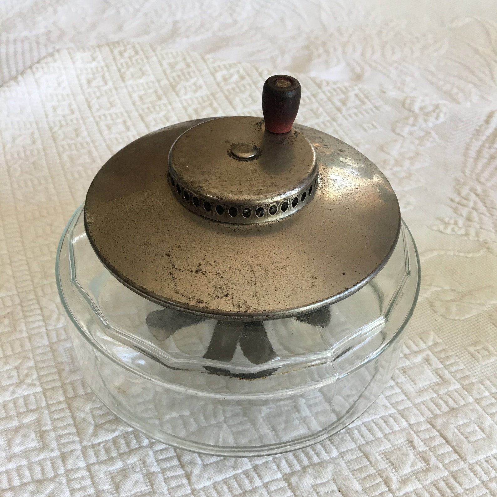 Vintage Egg Beaters Glass Jar With Hand Crank Turning Mixer Etsy