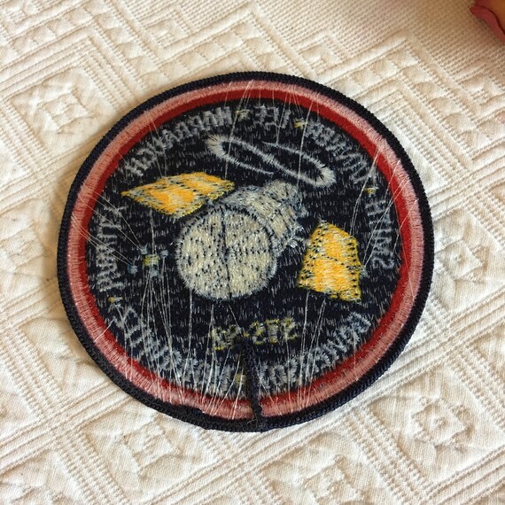 Vintage NASA STS-82 Space Shuttle Patch, Names St… - image 3