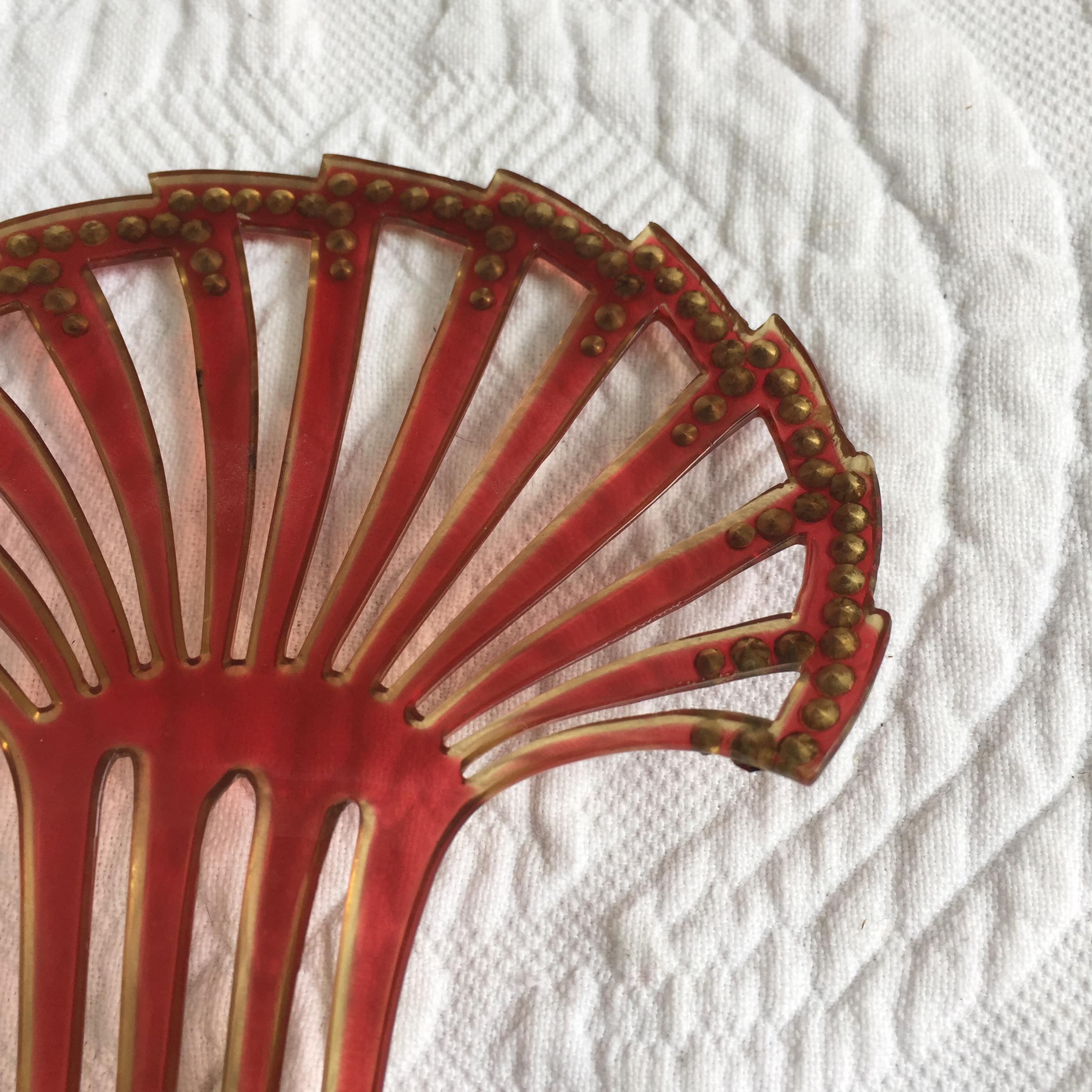 Vintage 1920s to 30s Art Deco Celluloid Fan Shaped Red 
