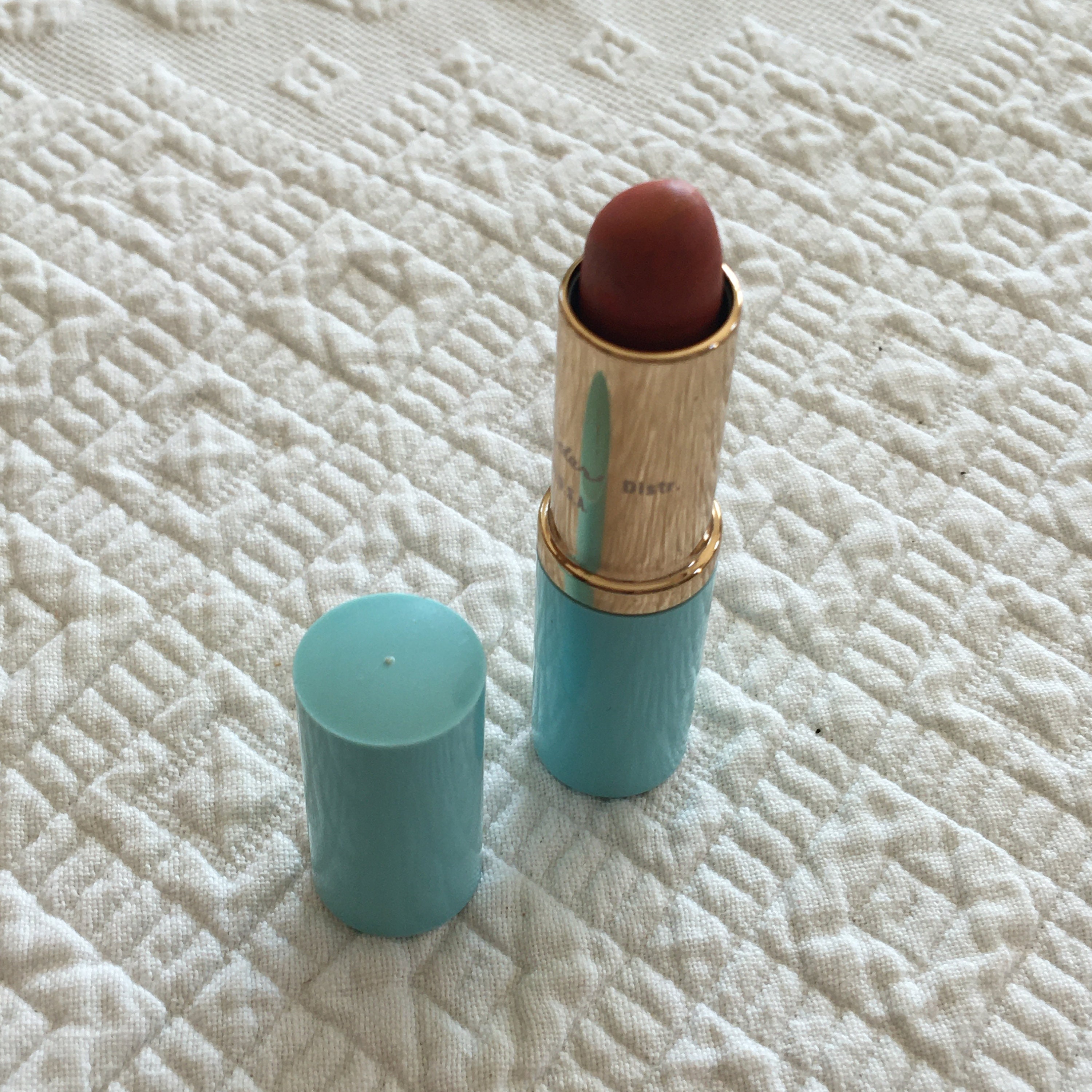 ESTEE LAUDER Lipstick Cream Lasting Long Color Pure Lauder Estée Amazon.com: 練り香水　オリーブ 置物