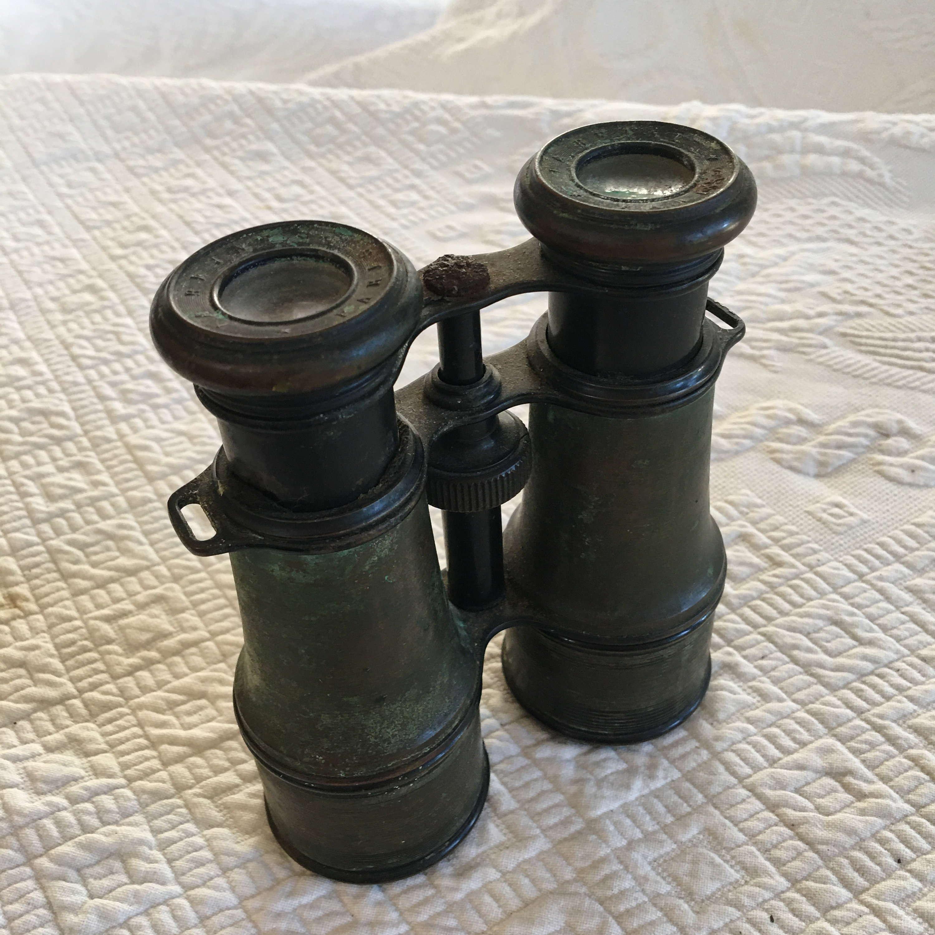 旧日本軍 双眼鏡と収納ケースセット 希少】旧日本軍 双眼鏡 ケース付き - メルカリ