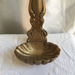 Vintage Cast Iron Wall Spoon in Gold Tone. Kitchen or Dining Room Wall Decoration. Use to Display or Hold Trinkets.
