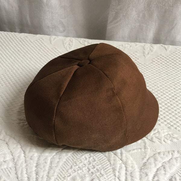 Vintage 1940s Newsboys Cap in Rayon and Nylon. New Old Stock from a Hat Shop. Boys Size Large. Choose Brown or Gray. Charming Display.