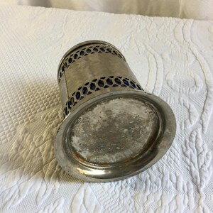 Vintage Coffee Container. Hammered Silver Plate Openwork Design w/ Lid and Spoon. Cobalt Blue Hard Plastic Liner and Spoon Holder. image 4
