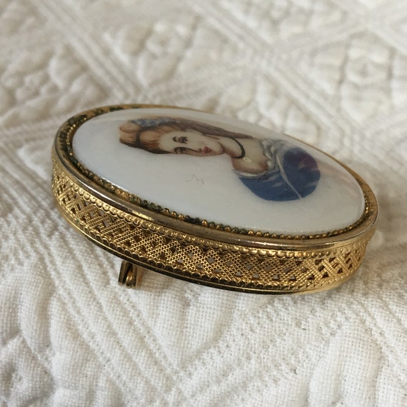 Broche Ancienne En Porcelaine Sur Monture Laiton Doré - Bijou Vintage Occasion