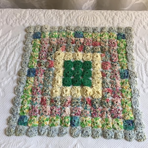Vintage YoYo Doll Quilt. Great for a Doll Display. Could Be Made Into a Pillow Cover. Cotton YoYos From 1930s or 40s Fabrics.